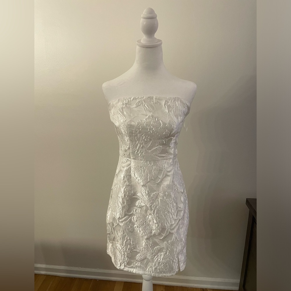VICI Wedding Bells Strapless Floral Mini Dress small NWT